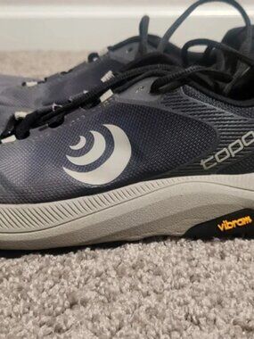 Topo Trail Running Shoes 8.5 (Women)